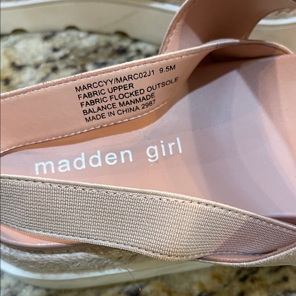 Madden Girl Blush Sandals - Picture 2 of 6